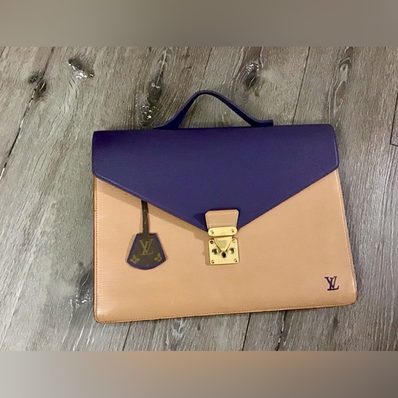 Louis Vuitton bags - Picture 1 of 10